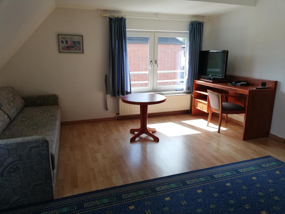 Hotel Dorfschaenke 3*